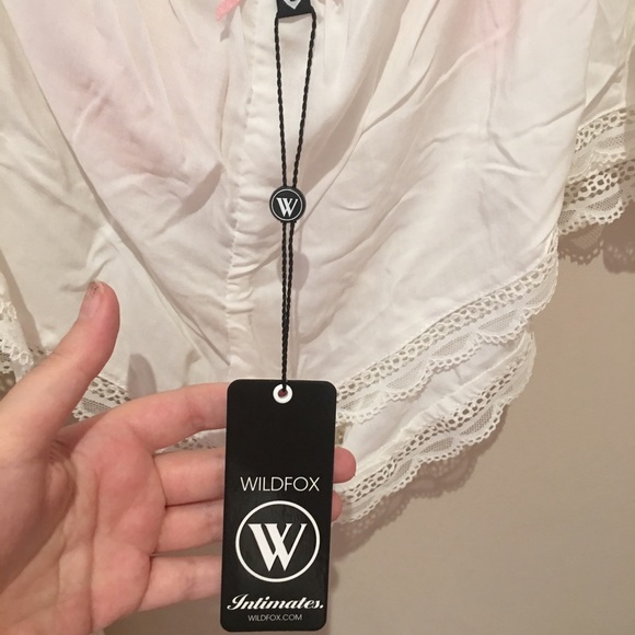 Nwt WILDFOX Intimates pajama set🍒🌷 - Picture 7 of 8